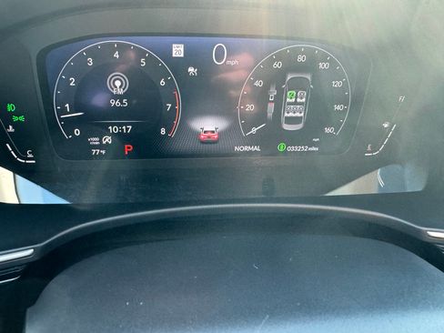 Used 2024 Honda Civic Touring Sedan image 19