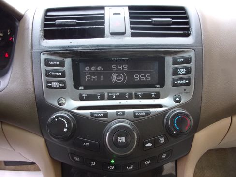 Used 2007 Honda Accord SE Sedan image 10