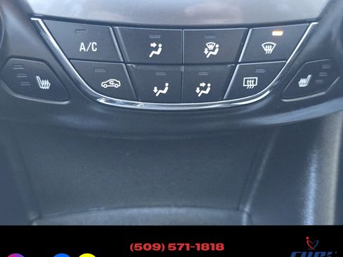 Used 2016 Chevrolet Cruze LT image 10