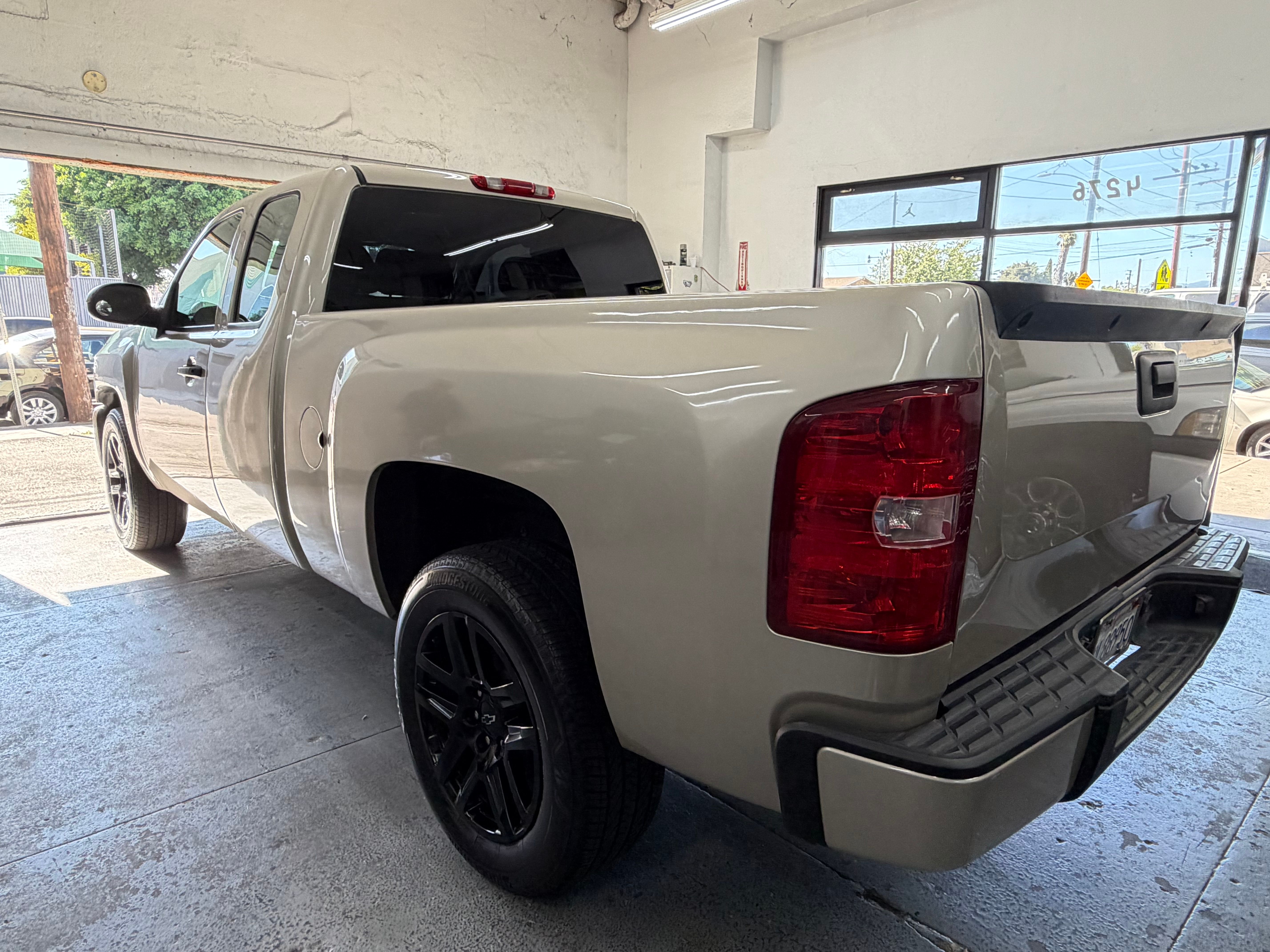 Used 2007 Chevrolet Silverado 1500 2WD Extended Cab image 3