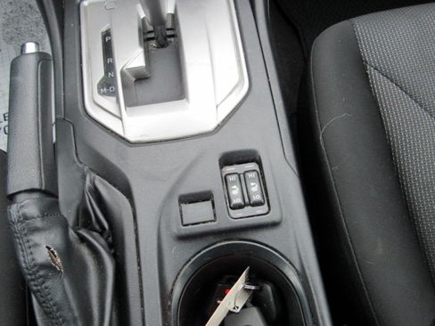 Used 2017 Subaru Impreza 2.0i Premium image 21