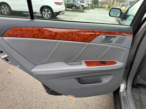 Used 2007 Toyota Avalon Limited image 22