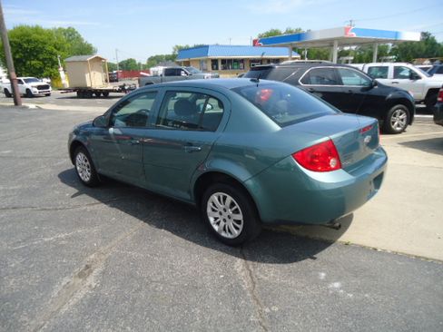 Used 2009 Chevrolet Cobalt LT Sedan FWD image 8