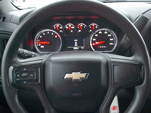 Used 2021 Chevrolet Silverado 2500 W/T image 17