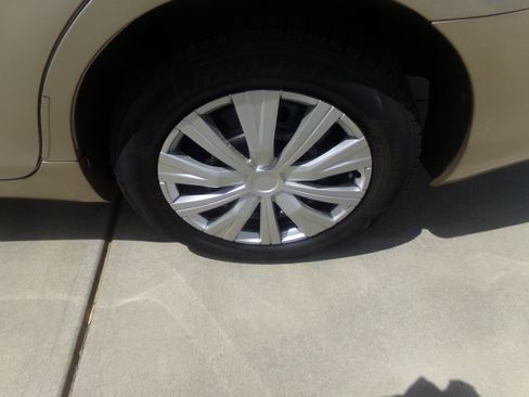 Used 2007 Toyota Camry CE image 9