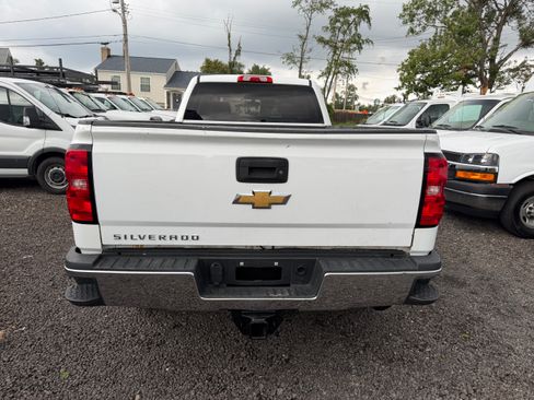 Used 2018 Chevrolet Silverado 2500 4x4 Crew Cab image 4