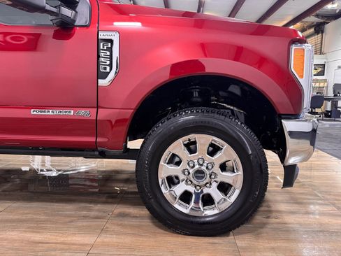Used 2019 Ford F250 Lariat image 3