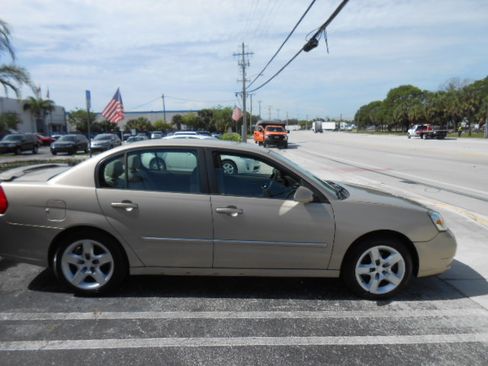 Used 2006 Chevrolet Malibu LT V6 FWD image 6