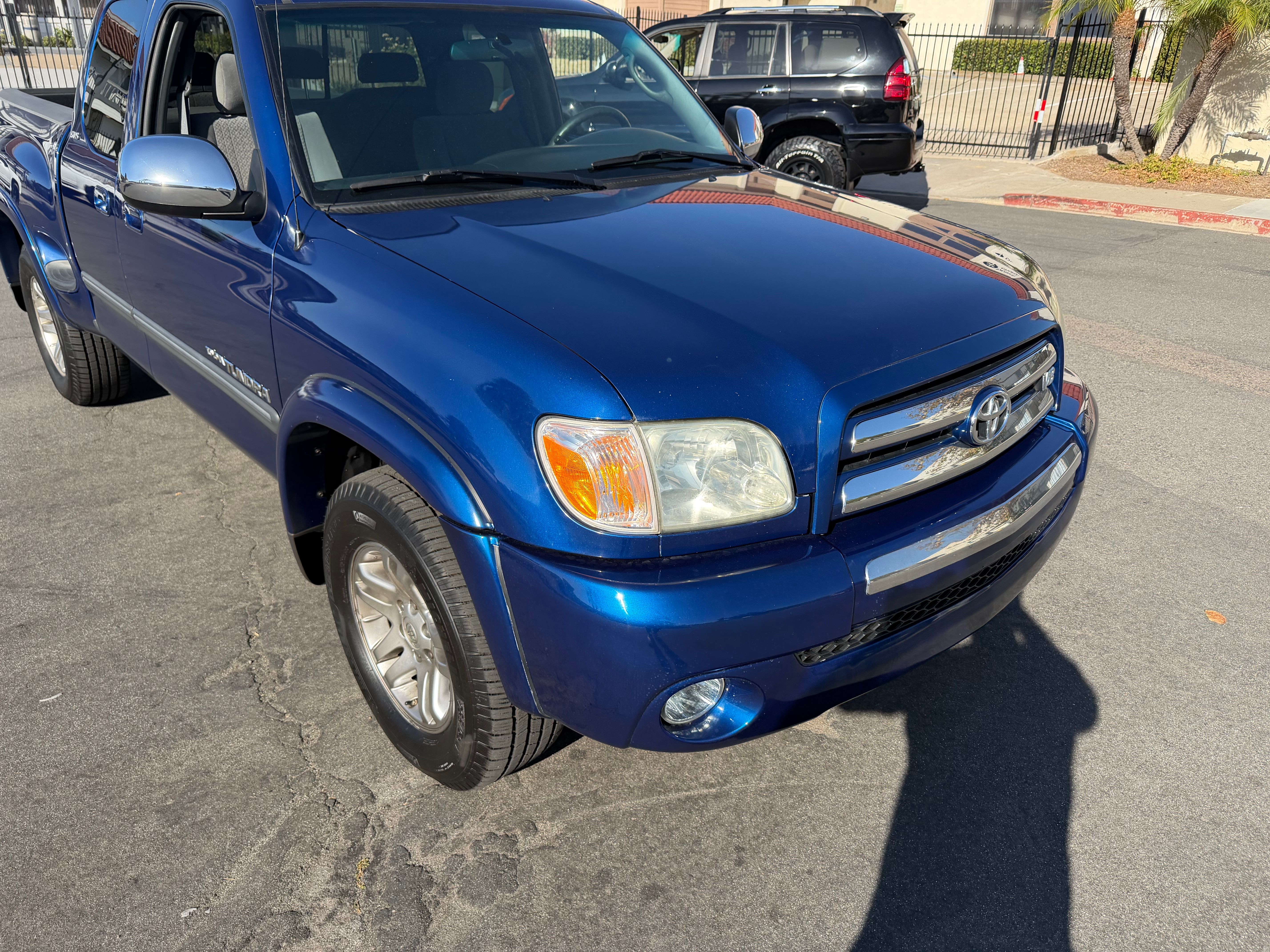 Used 2005 Toyota Tundra w/ TRD Off-Road Package AWD/4WD image 12