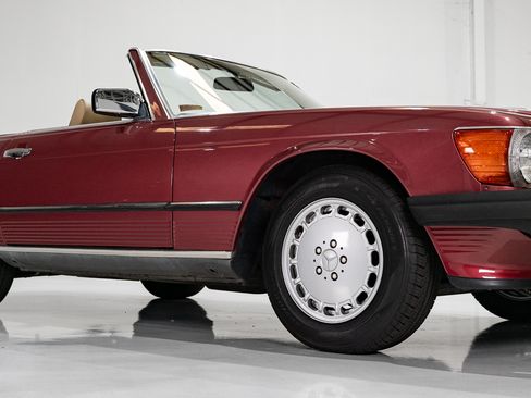 Used 1989 Mercedes-Benz 560 SL image 38