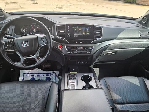 Used 2025 Honda Passport EX-L image 25