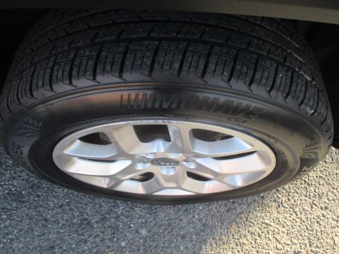 Used 2017 Jeep Renegade Latitude image 19