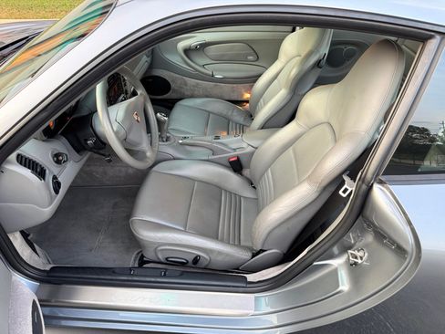 Used 2002 Porsche 911 Carrera 4S image 24