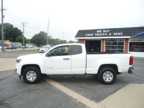 Used 2018 Chevrolet Colorado 2WD Extended Cab W/T image 8
