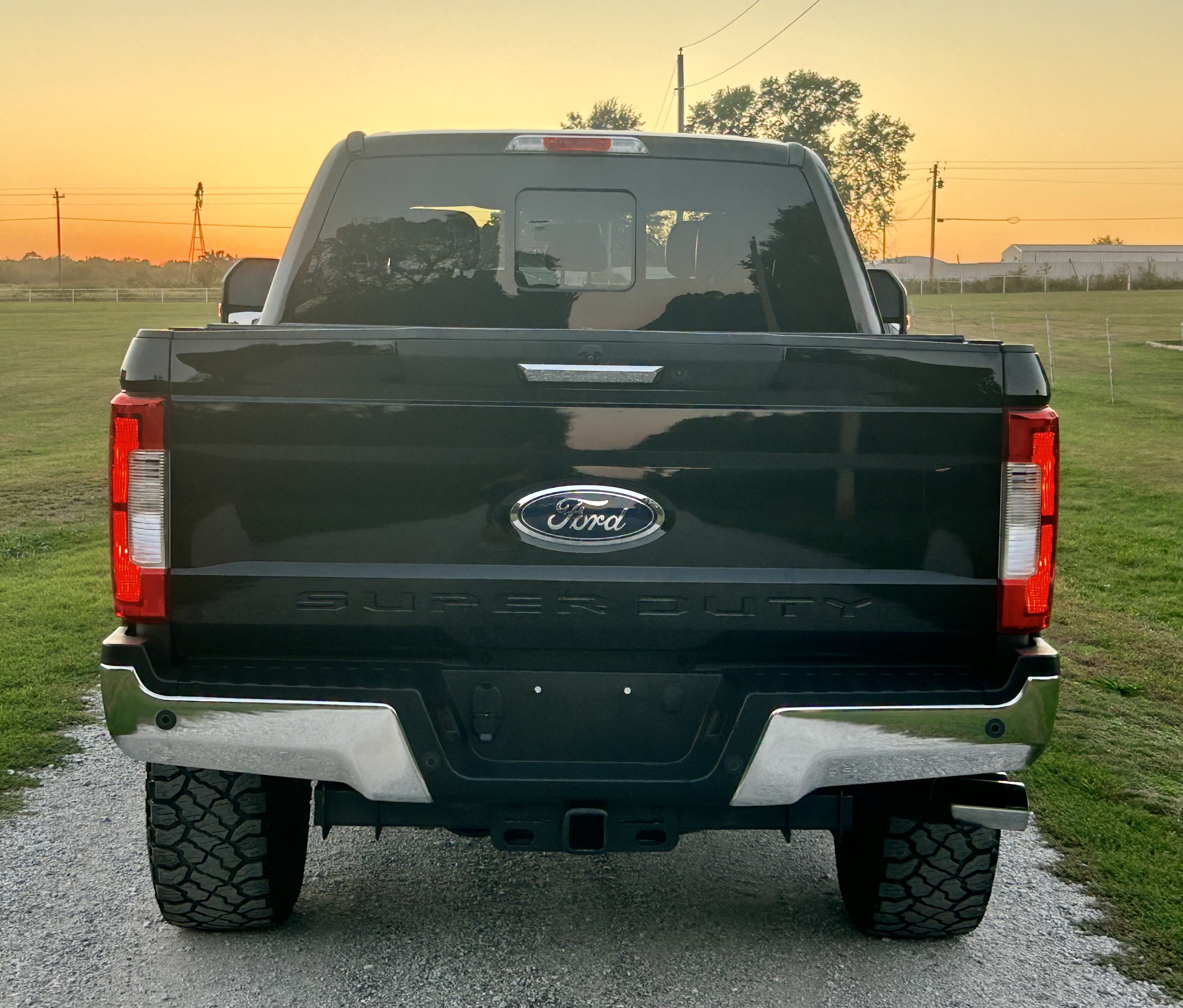 Used 2017 Ford F350 4x4 Crew Cab Super Duty image 6