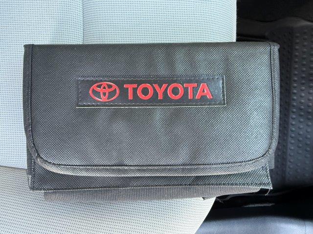 Used 2022 Toyota Corolla Cross LE FWD image 19