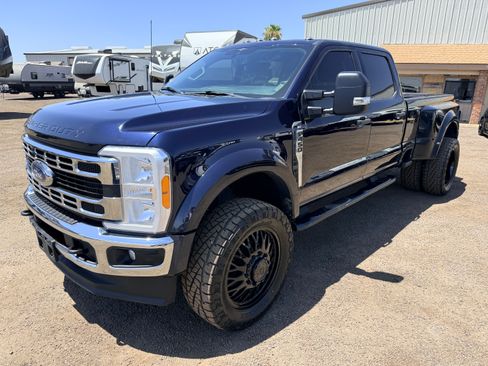 Used 2023 Ford F450 XLT AWD/4WD image 5