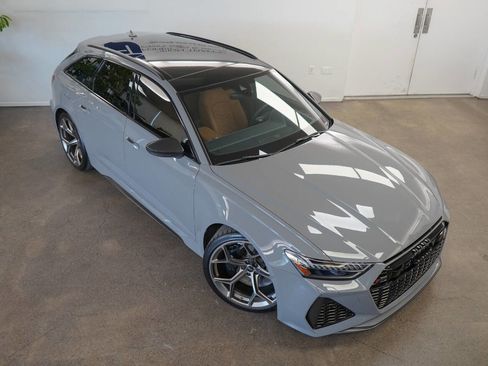 Used 2024 Audi RS 6 performance image 36