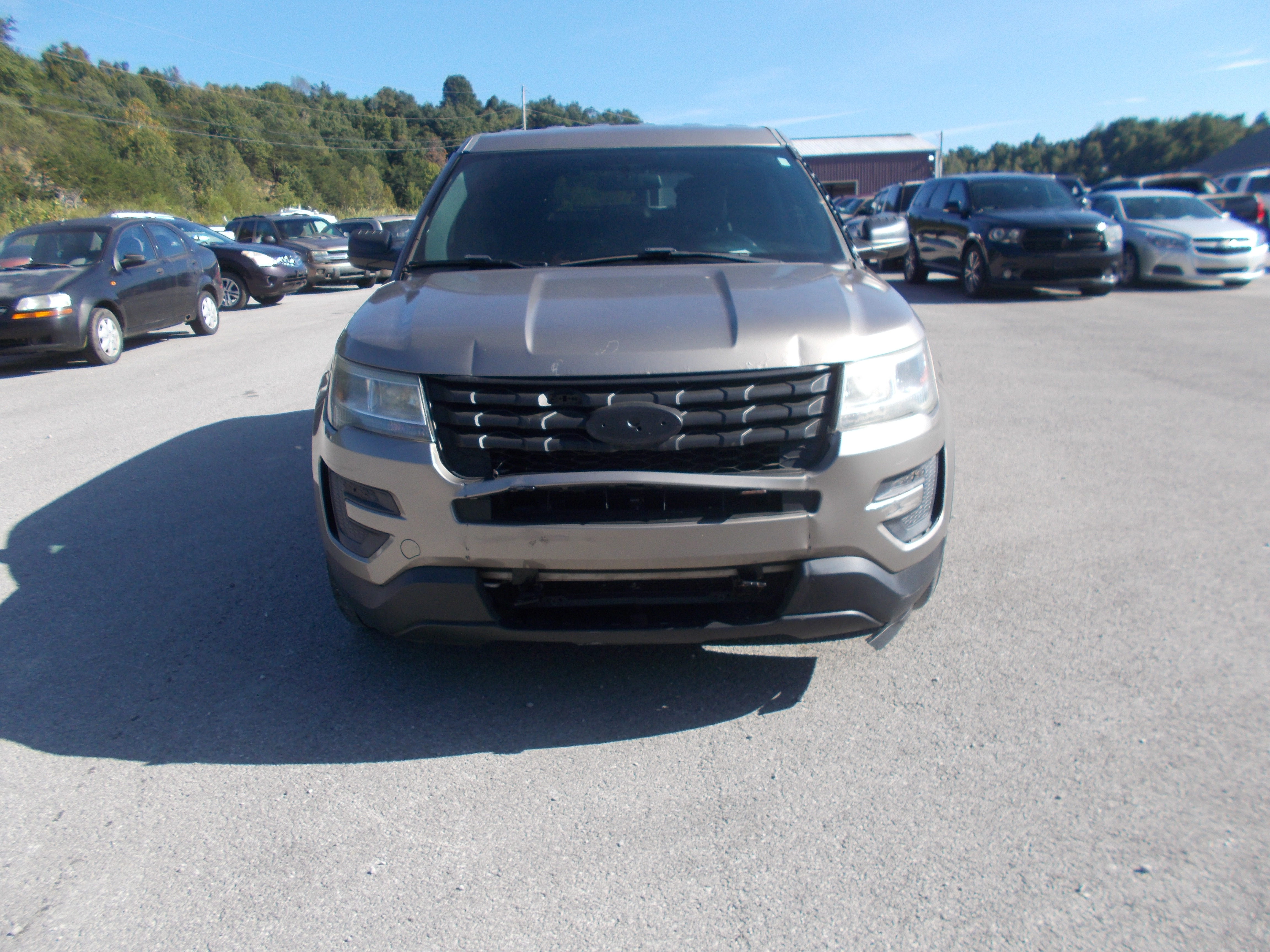Used 2017 Ford Explorer 4WD Police Interceptor image 2