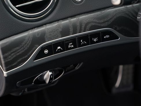 Used 2019 Mercedes-Benz S 63 AMG S 4MATIC Sedan image 25