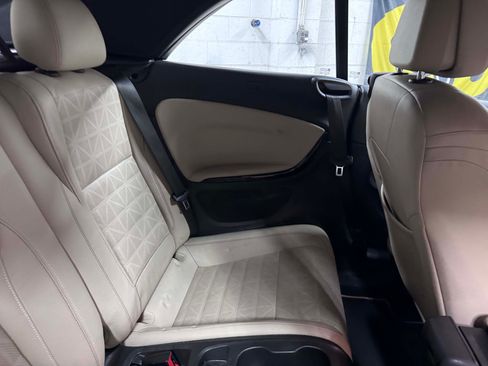 Used 2016 Buick Cascada Premium image 28