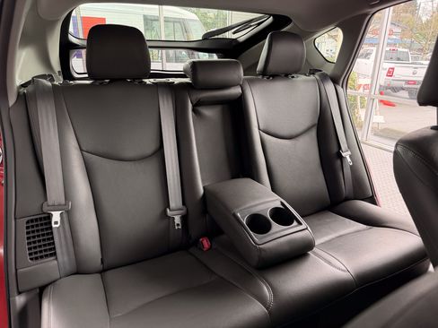 Used 2011 Toyota Prius Two image 13