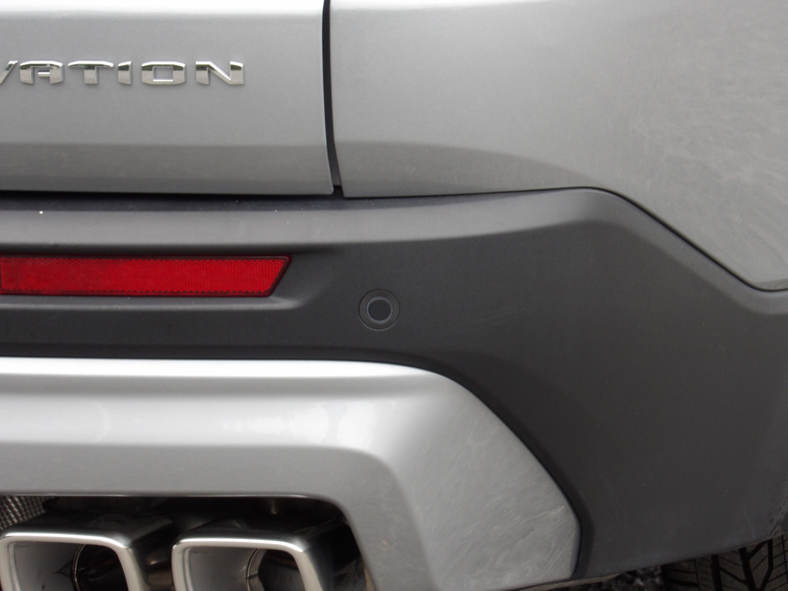 Used 2026 GMC Acadia FWD Elevation image 12