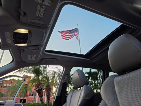 Used 2021 Subaru Forester Limited image 30