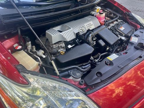 Used 2015 Toyota Prius Two FWD image 24