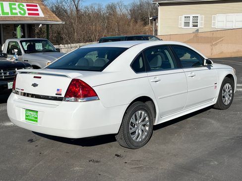 Used 2011 Chevrolet Impala LS image 10