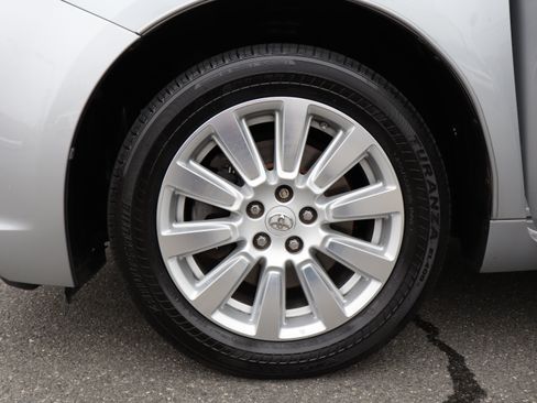 Used 2017 Toyota Sienna XLE image 34