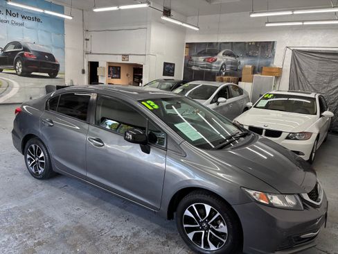 Used 2013 Honda Civic EX image 9