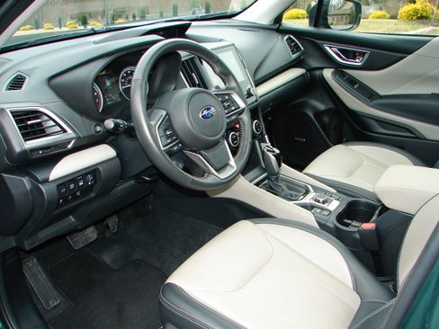 Used 2024 Subaru Forester Limited image 5