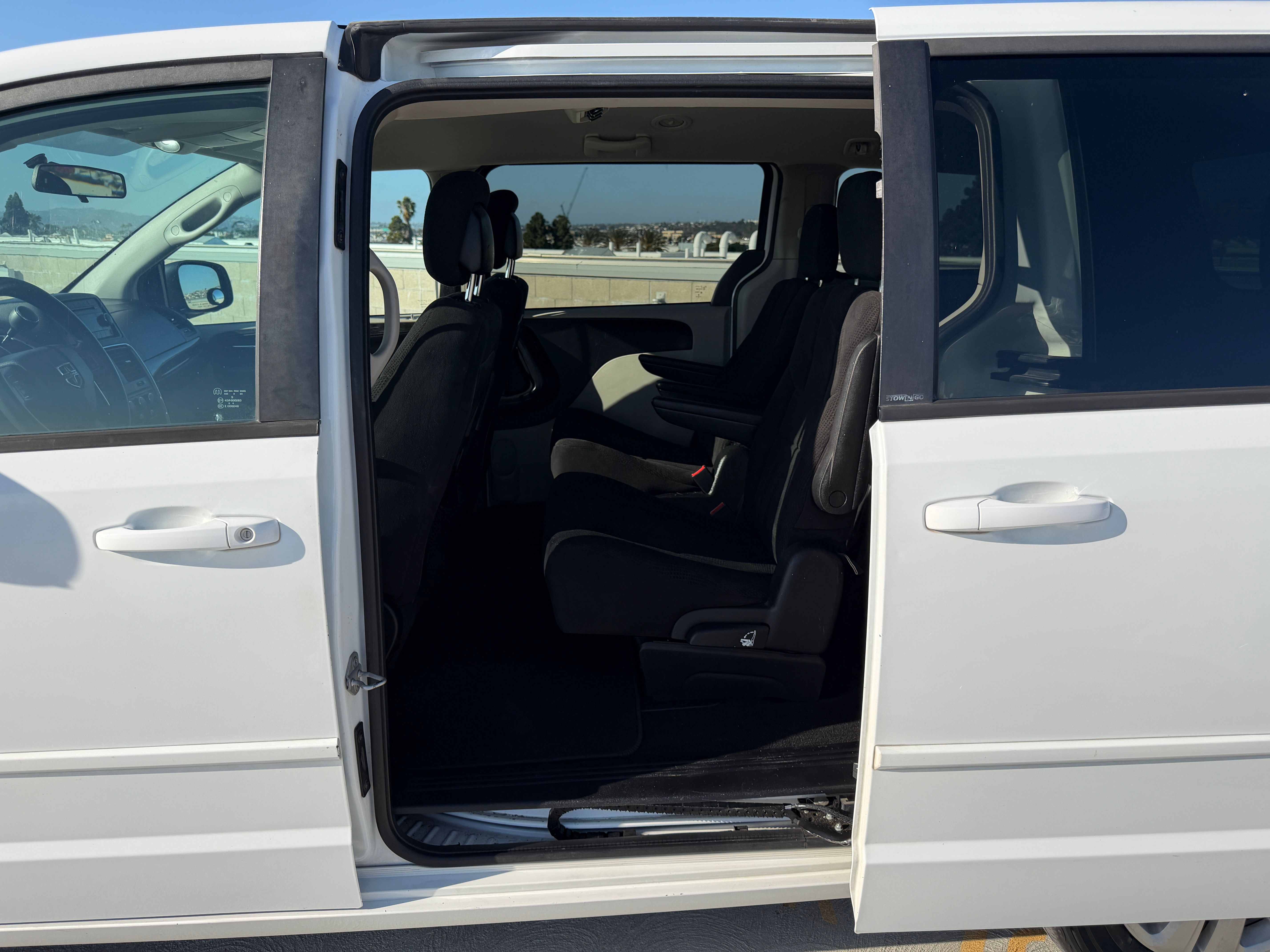 Used 2014 Dodge Grand Caravan UNAVAIL FWD image 28