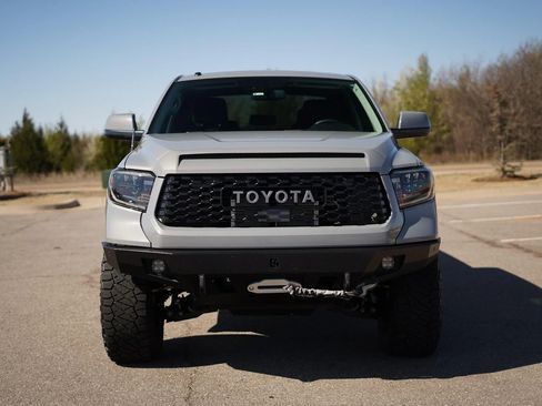 Used 2019 Toyota Tundra Limited image 1