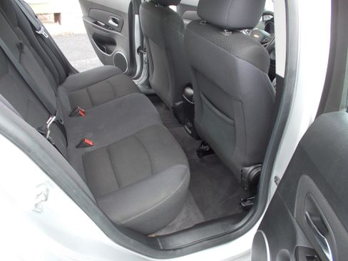 Used 2012 Chevrolet Cruze LT FWD image 19