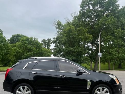 Used 2014 Cadillac SRX FWD Premium image 3