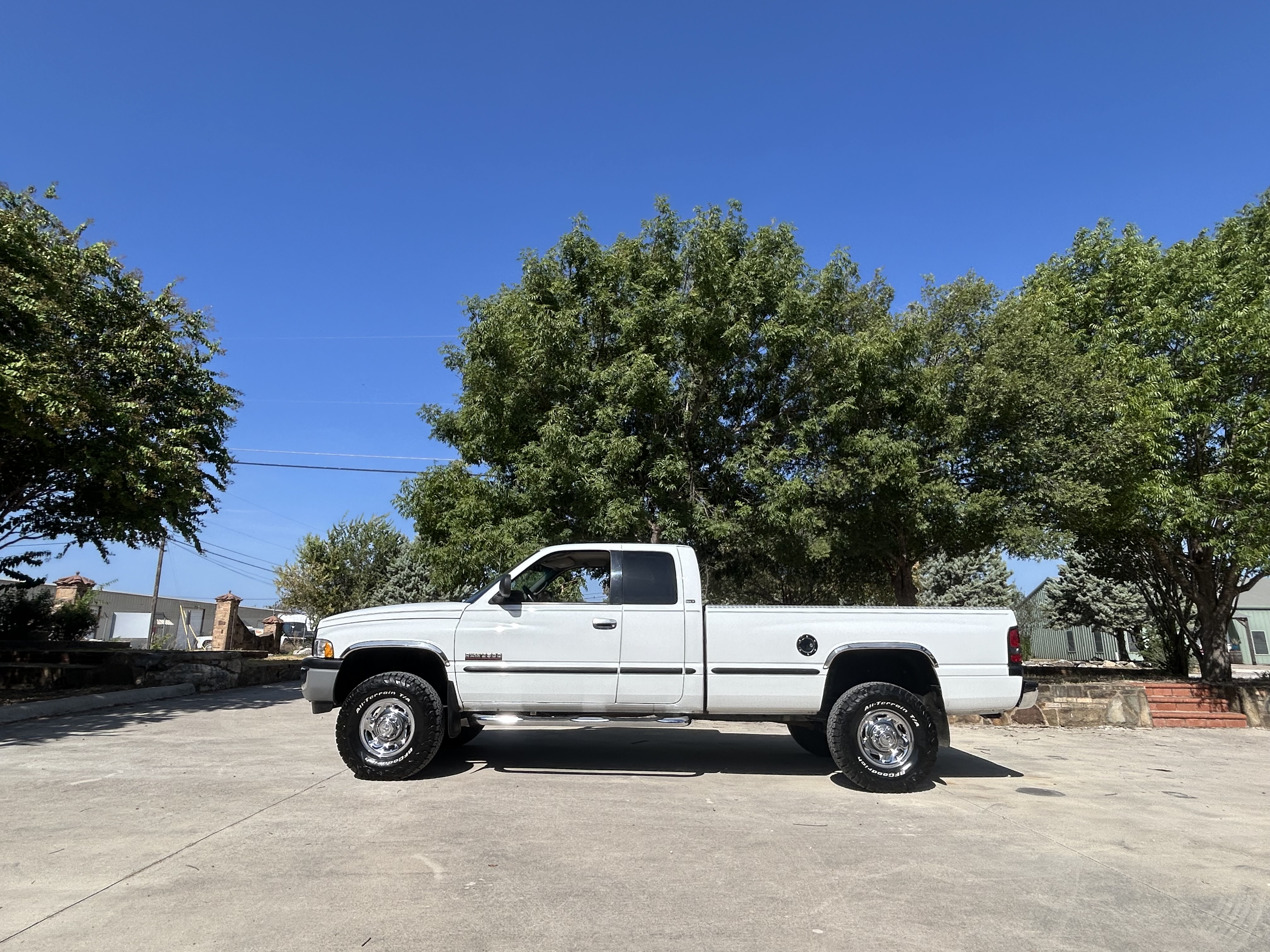 Used 1999 Dodge Ram 2500 Truck 4x4 Quad Cab image 9