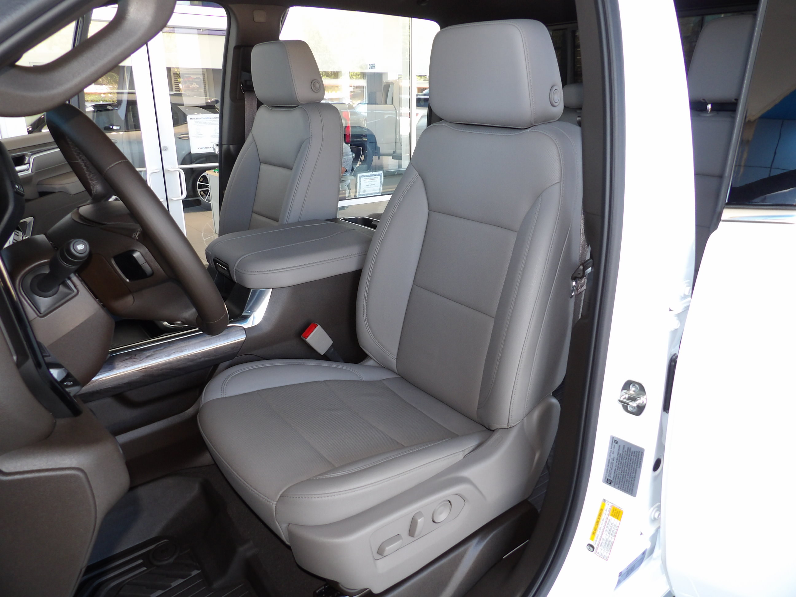 Used 2026 Chevrolet Silverado 2500 4x4 Crew Cab LTZ image 27