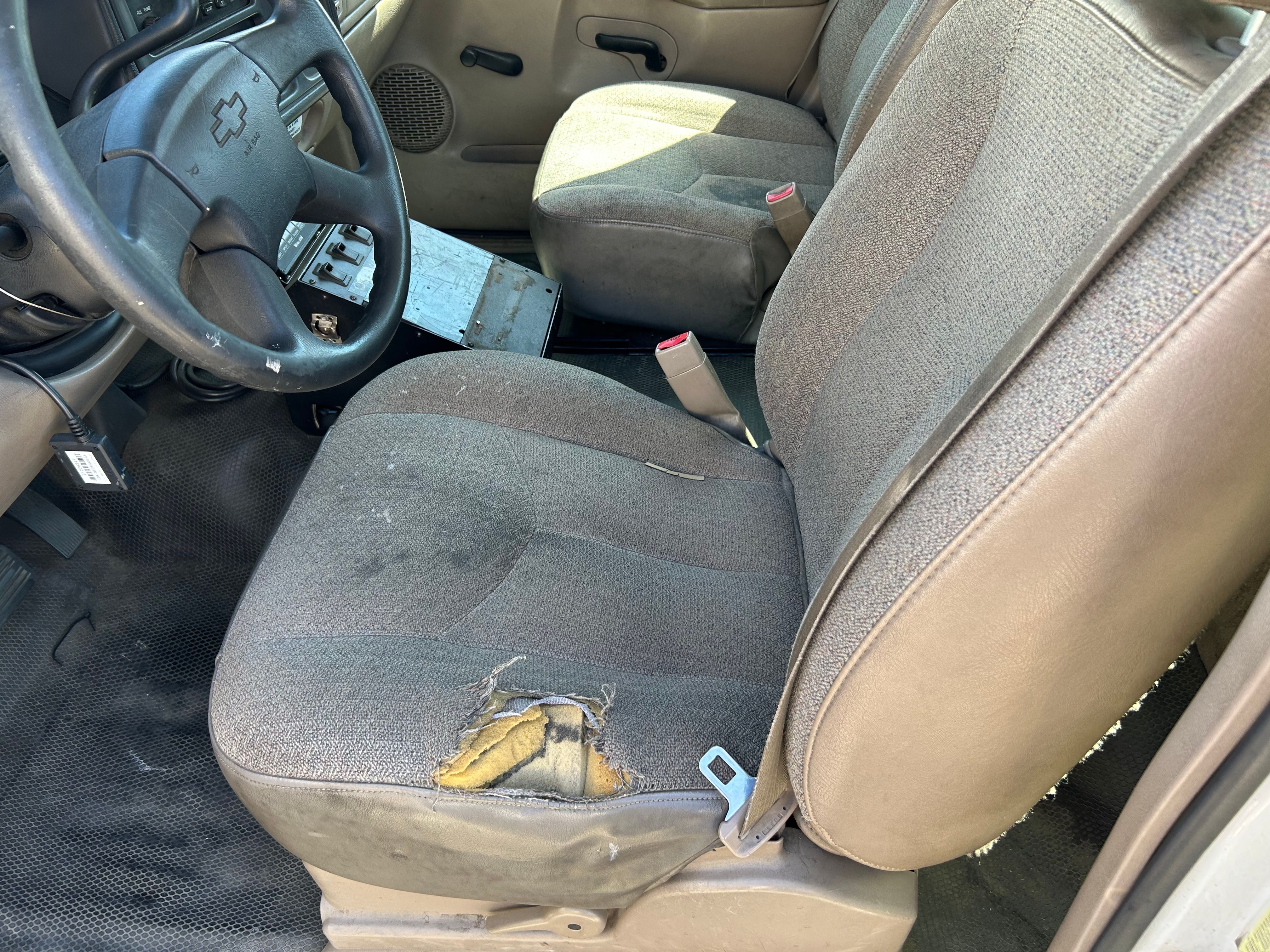Used 2007 Chevrolet Silverado 2500 2WD Regular Cab image 5