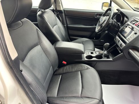 Used 2017 Subaru Legacy 2.5i Limited image 11