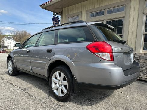 Used 2009 Subaru Outback 2.5i Special Edition image 3