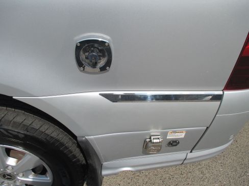 Used 2022 Mercedes-Benz Sprinter 4x4 2500 144 Cargo image 39