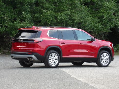 Used 2026 GMC Acadia FWD Elevation image 8