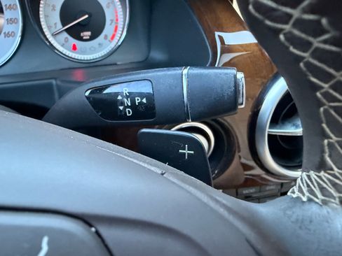 Used 2015 Mercedes-Benz GLK 350 image 22