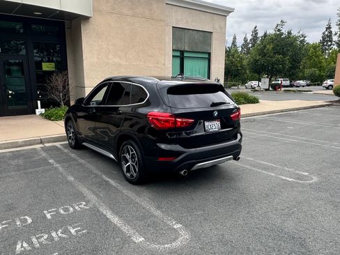 Used 2018 BMW X1 sDrive28i Sport Utility 4D FWD image 8