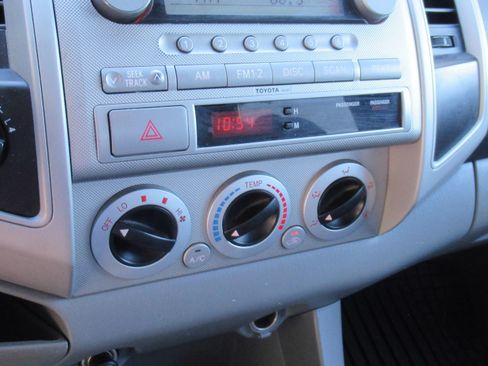 Used 2008 Toyota Tacoma TRD Off-Road image 13