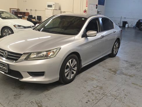Used 2013 Honda Accord LX Special Edition image 24