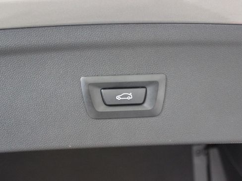 Used 2024 BMW iX M60 image 46