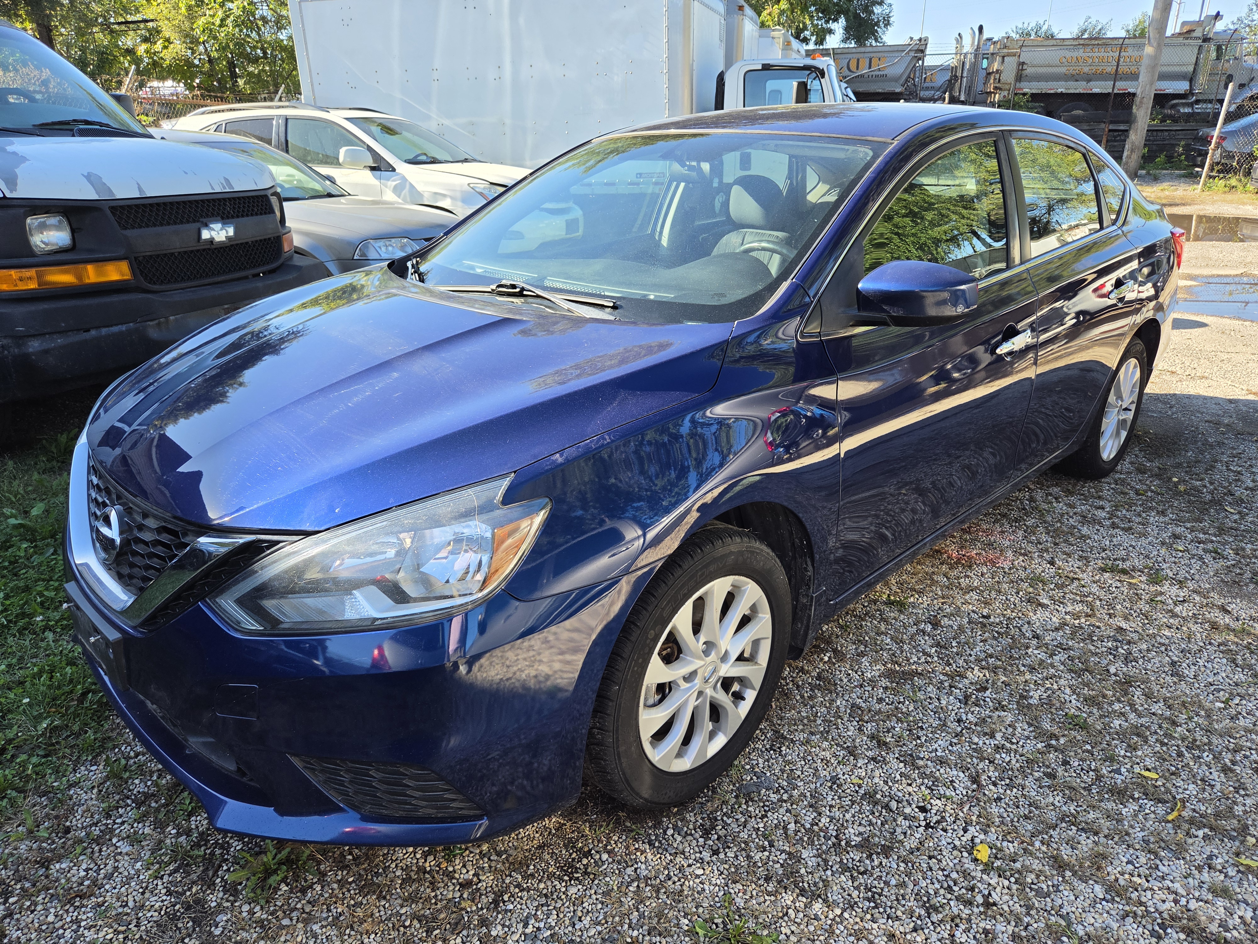Used 2018 Nissan Sentra SV FWD image 1
